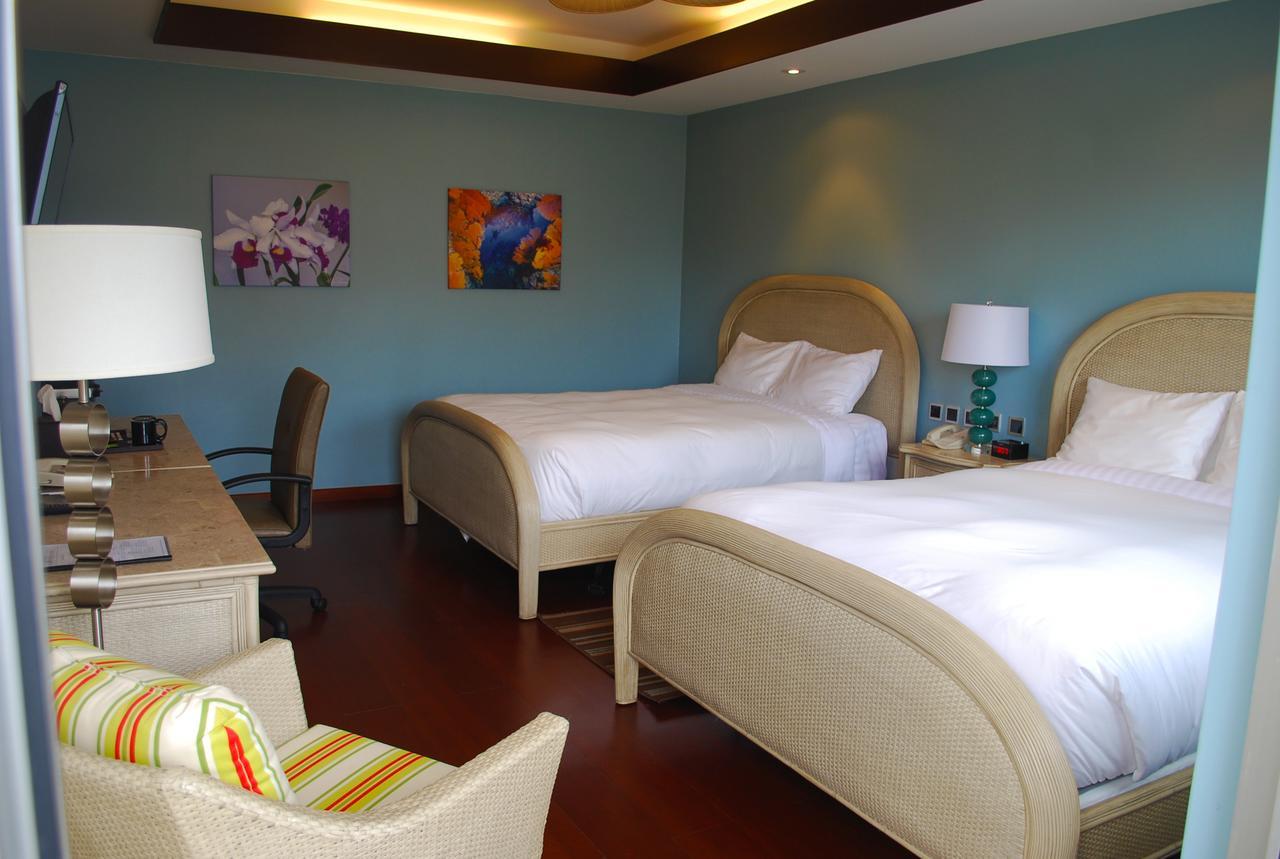 Surfrider Resort Hotel Saipan Exterior photo